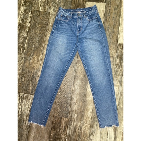 American Eagle Outfitters Denim - American Eagle Mom Jean, 0R